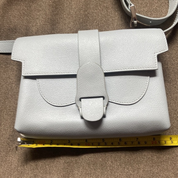 Senreve purse, rare color in this purse - Picture 11 of 12